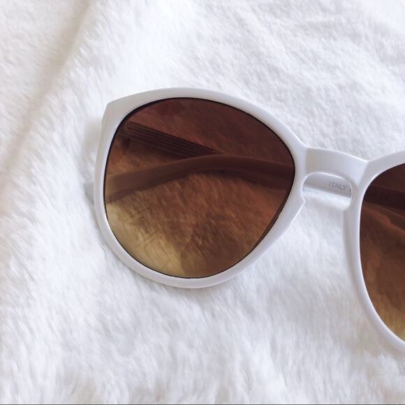 Celia White Cat Eye Full Rim Sunglasses - Picture 2 of 8